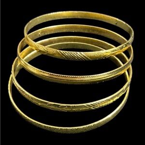 Gold Tone Women’s Floral Engraved Bangle Bracelet Set